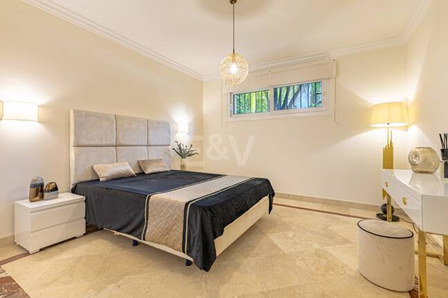 Luxurious Timeless Residence with Panoramic Sea Views in Los Flamingos