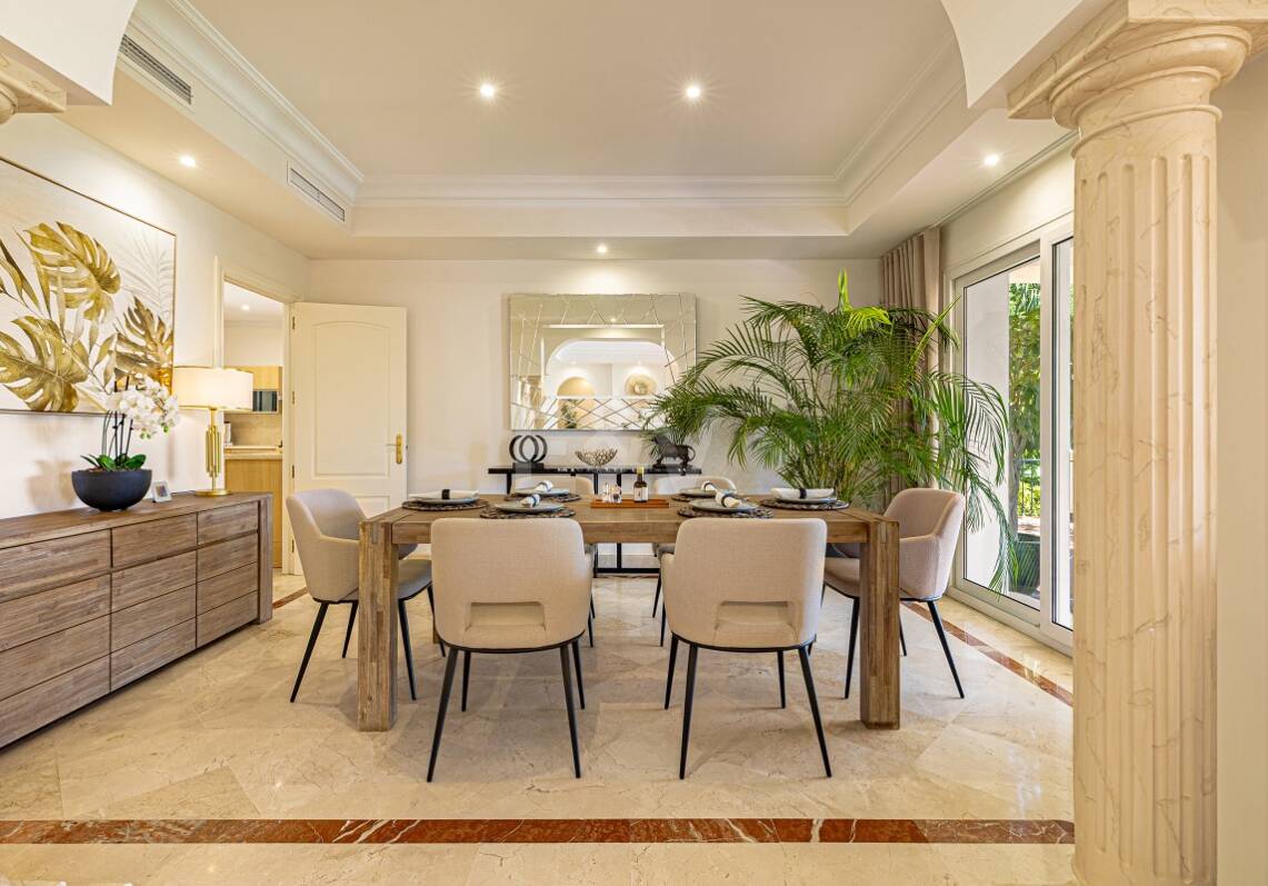 Luxurious Timeless Residence with Panoramic Sea Views in Los Flamingos