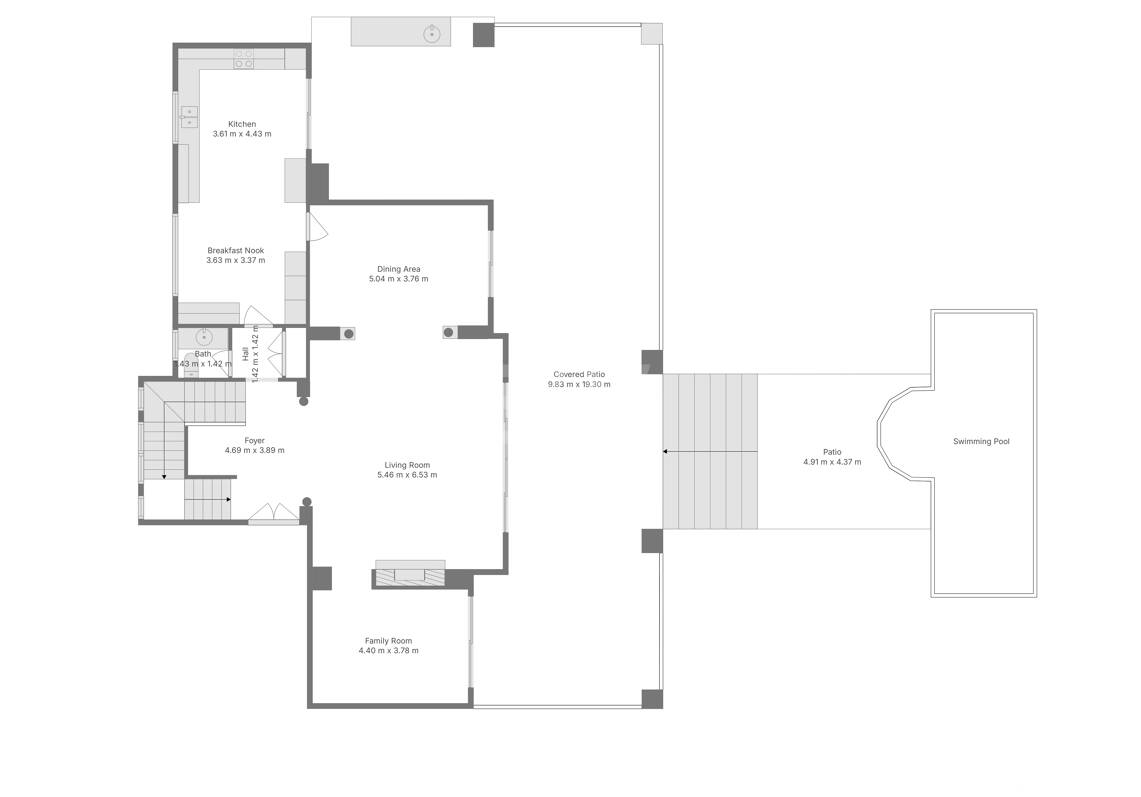 Luxurious Timeless Residence with Panoramic Sea Views in Los Flamingos