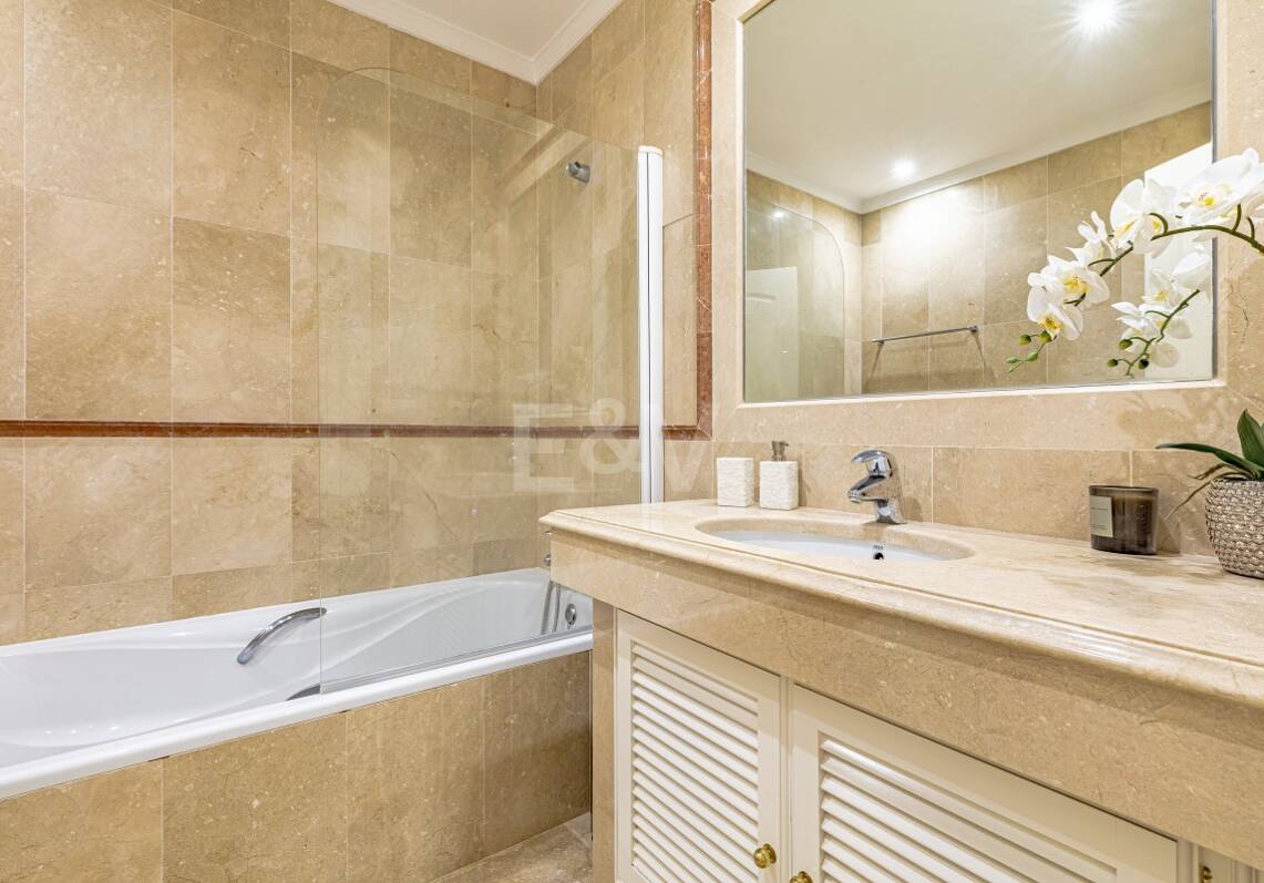 Luxurious Timeless Residence with Panoramic Sea Views in Los Flamingos
