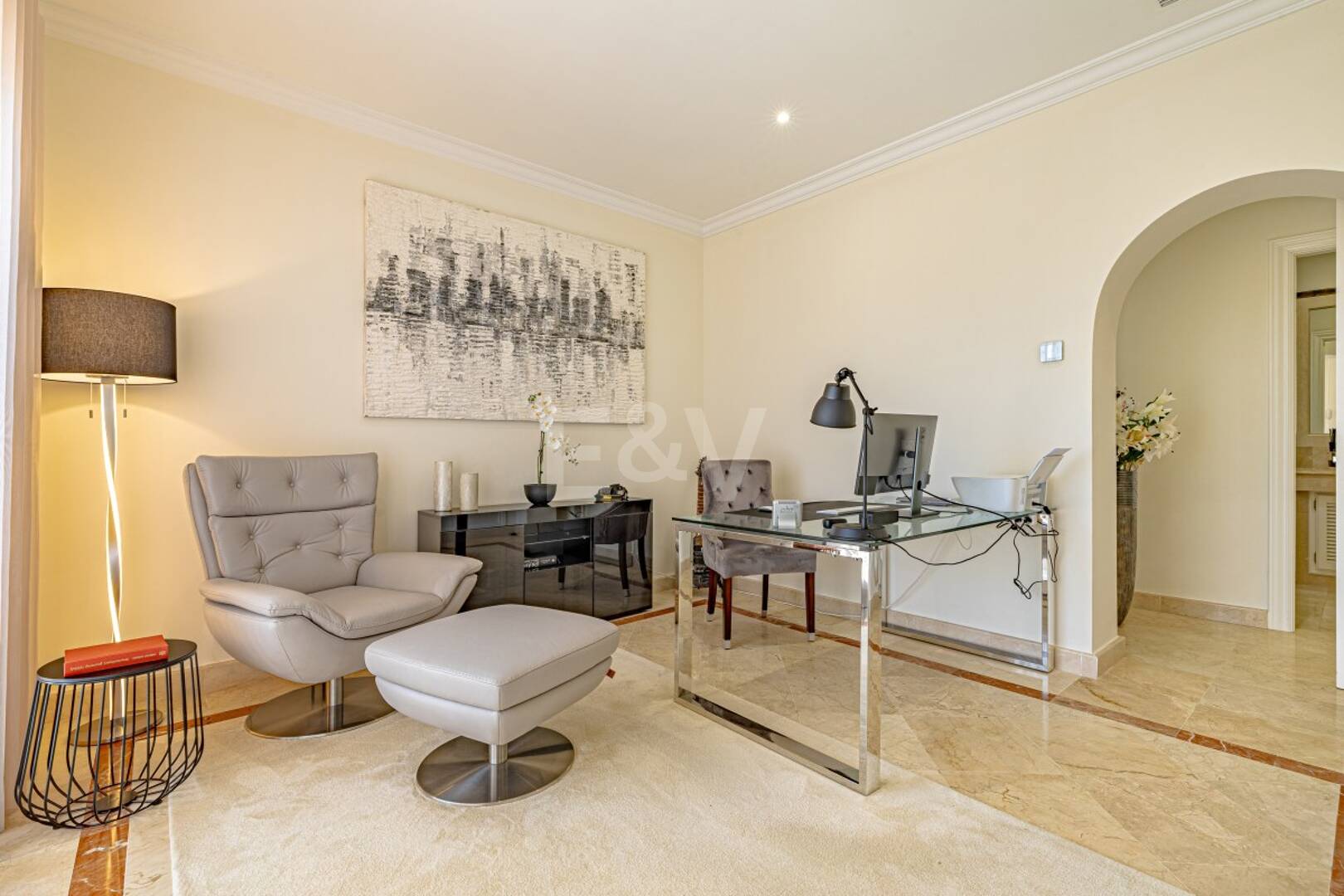 Luxurious Timeless Residence with Panoramic Sea Views in Los Flamingos