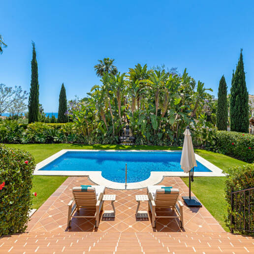 Luxurious Timeless Residence with Panoramic Sea Views in Los Flamingos