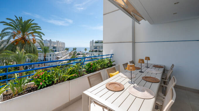 Magnifique penthouse avec piscine sur le toit Moments de la plage et de la vieille ville de Marbella