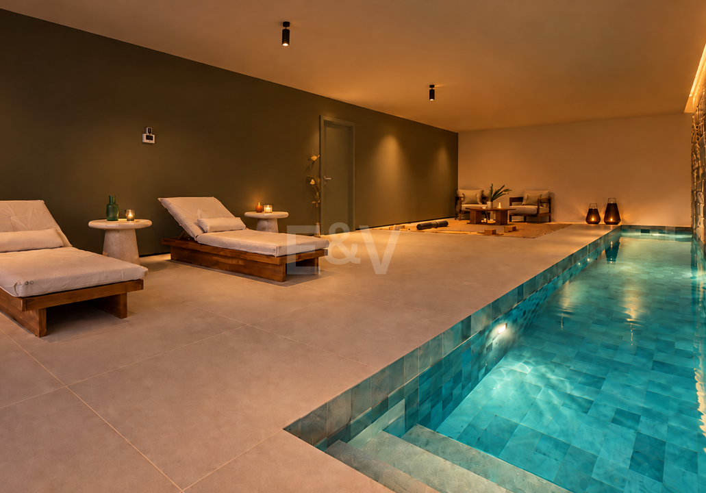 Moderna Villa de Lujo con Wellness Privado en Monte Mayor