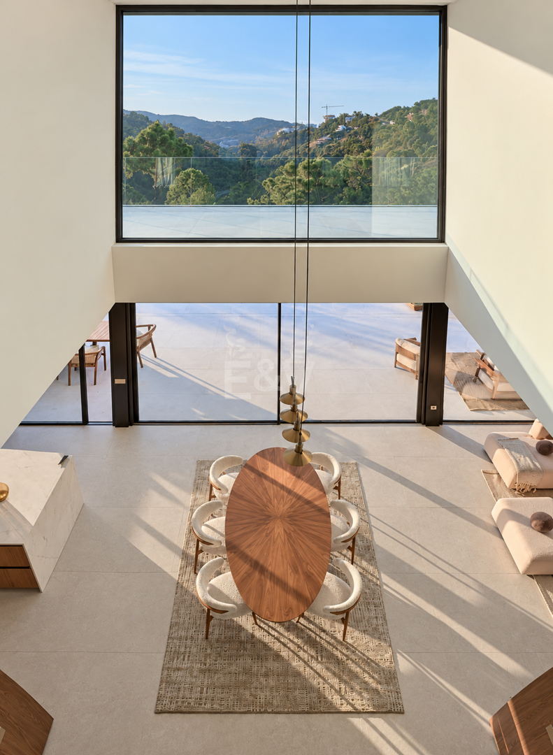 Moderna Villa de Lujo con Wellness Privado en Monte Mayor
