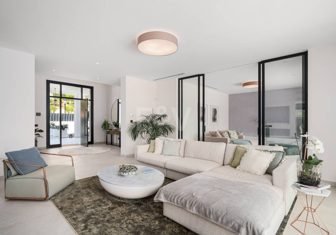 Villa Andrea - Chef-d'œuvre contemporain en première ligne de golf à Santa Maria Golf, Elviria