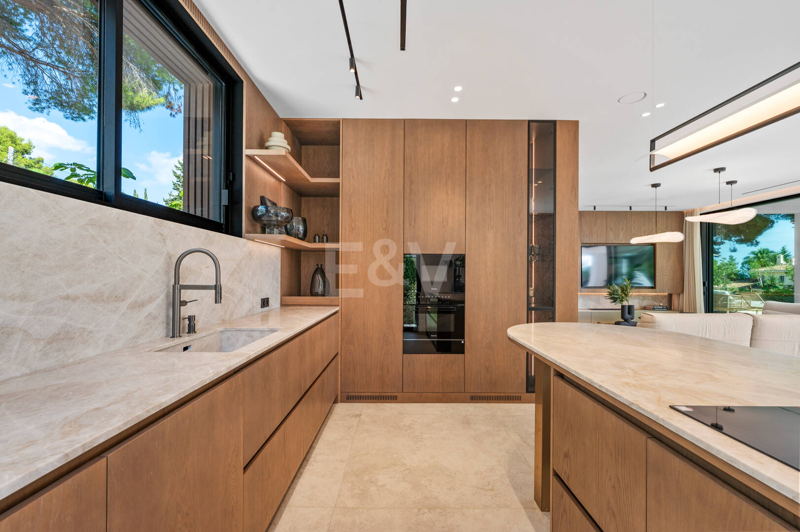 Exclusiva villa en construcción en Nagüeles