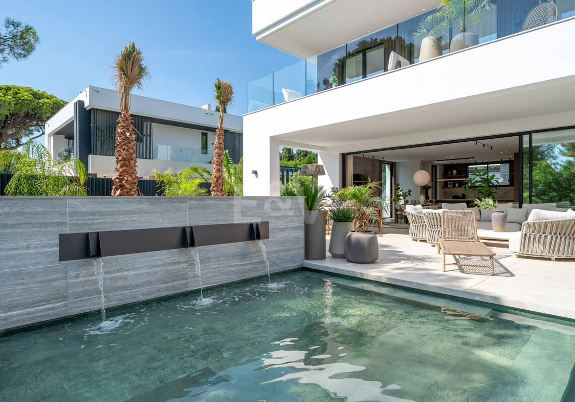 Exclusiva villa en construcción en Nagüeles