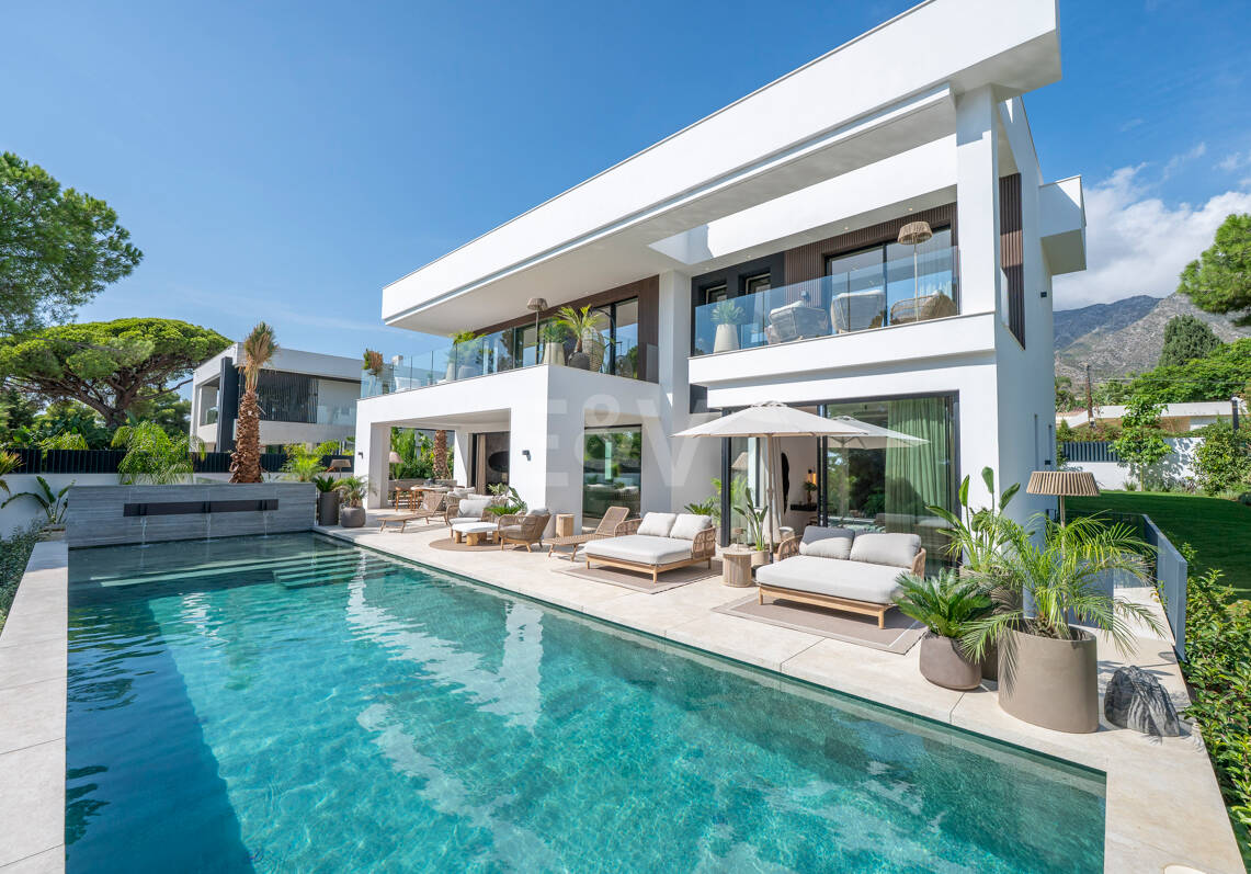 Exclusiva villa en construcción en Nagüeles