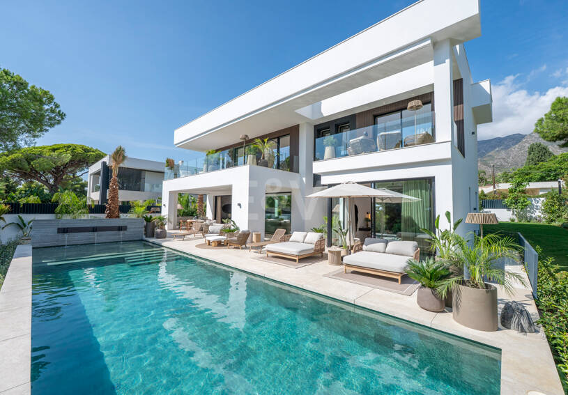 Exclusiva villa en construcción en Nagüeles