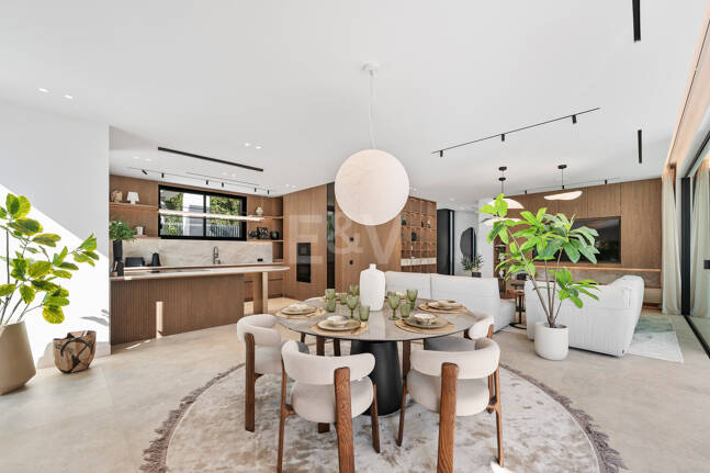 Exclusiva villa en construcción en Nagüeles