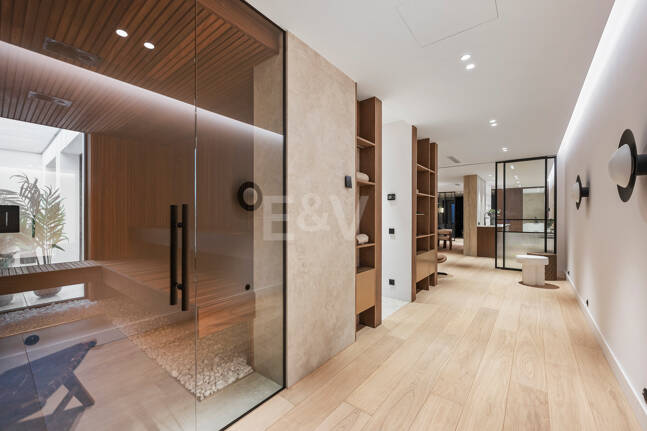 Exclusiva villa en construcción en Nagüeles