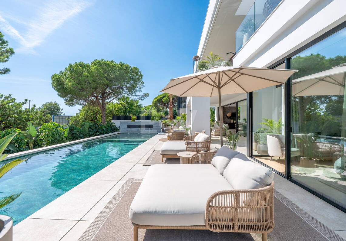 Exclusiva villa en construcción en Nagüeles