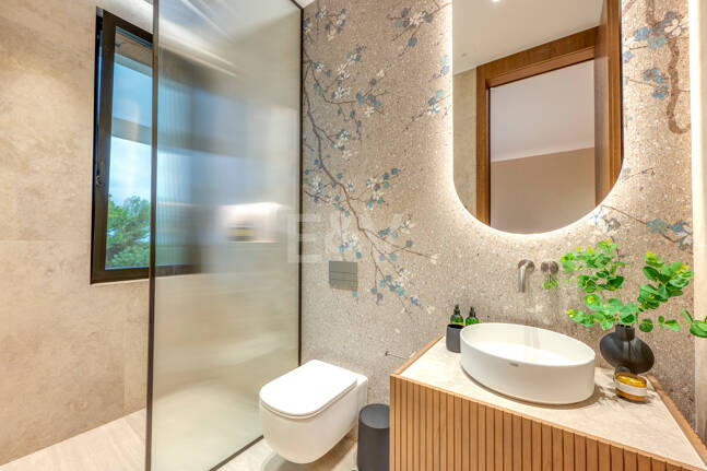 Exclusiva villa en construcción en Nagüeles