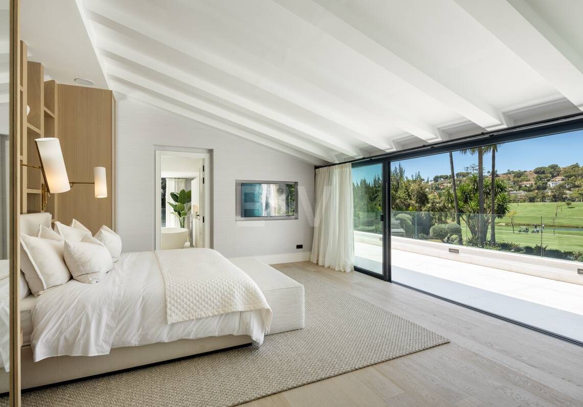 Villa de lujo en primera línea de golf con spa privado y zonas de entretenimiento