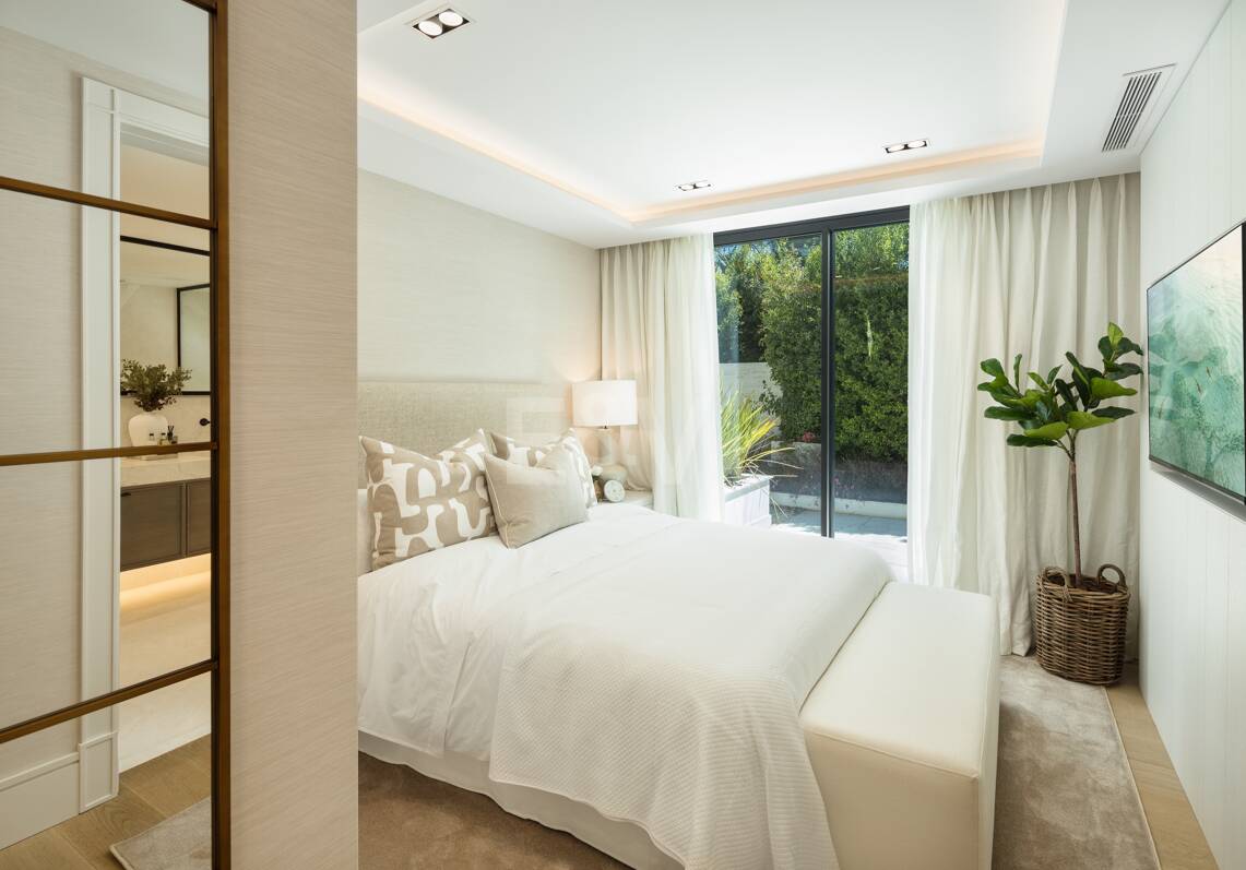 Villa de lujo en primera línea de golf con spa privado y zonas de entretenimiento