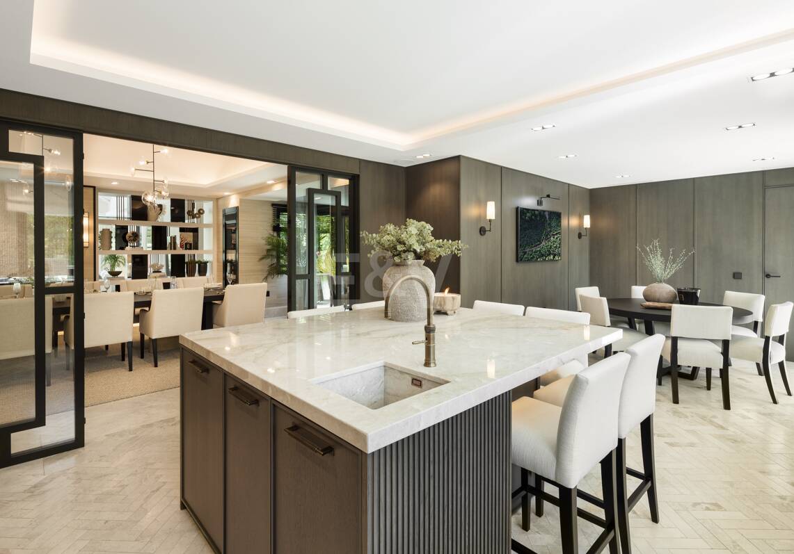 Villa de lujo en primera línea de golf con spa privado y zonas de entretenimiento