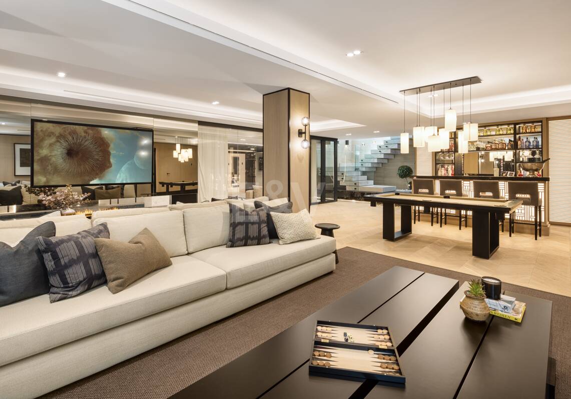 Villa de lujo en primera línea de golf con spa privado y zonas de entretenimiento