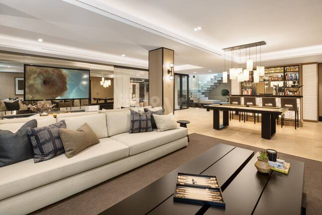 Villa de lujo en primera línea de golf con spa privado y zonas de entretenimiento