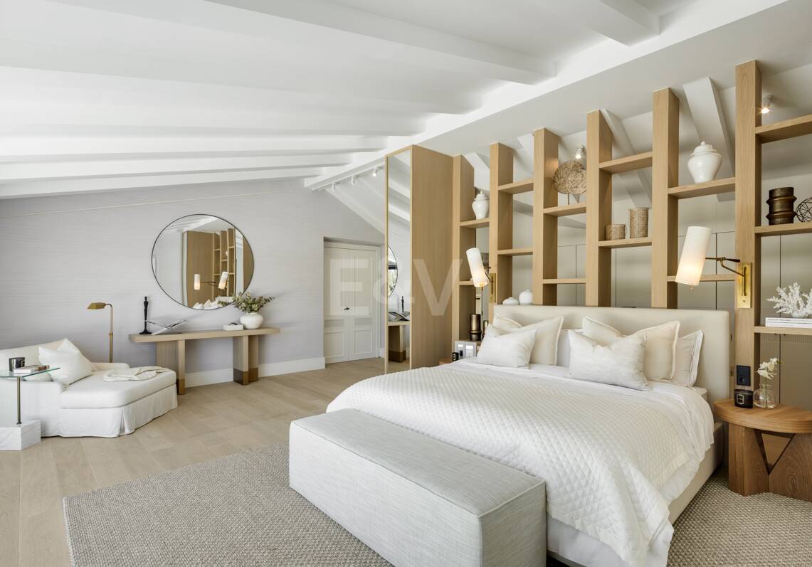 Villa de lujo en primera línea de golf con spa privado y zonas de entretenimiento