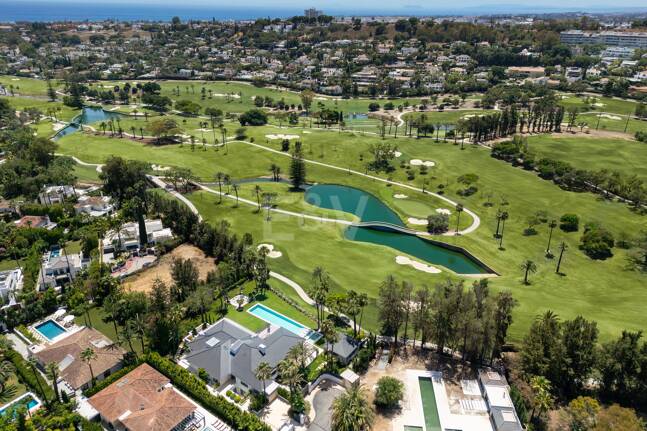 Villa de lujo en primera línea de golf con spa privado y zonas de entretenimiento