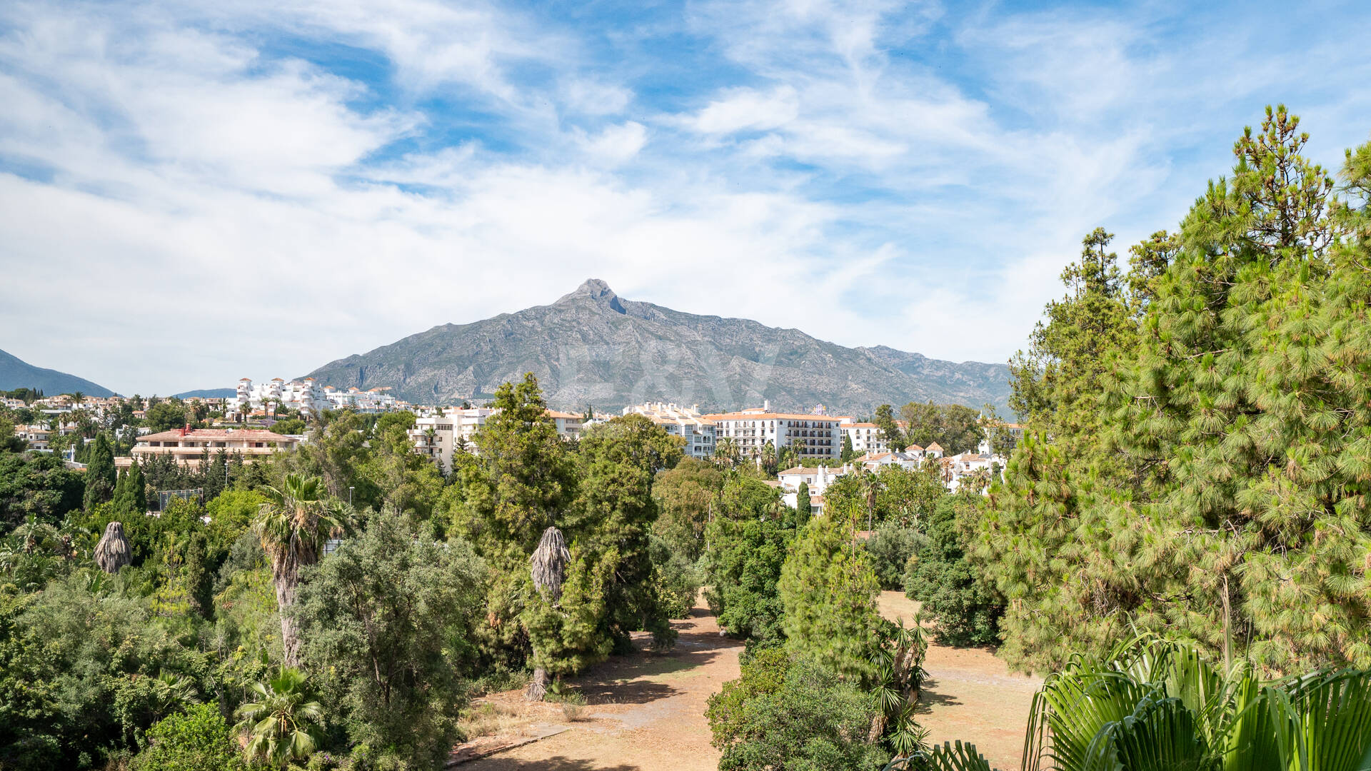 Appartement à louer en Marbella Golden Mile, Marbella (Toutes les zones)