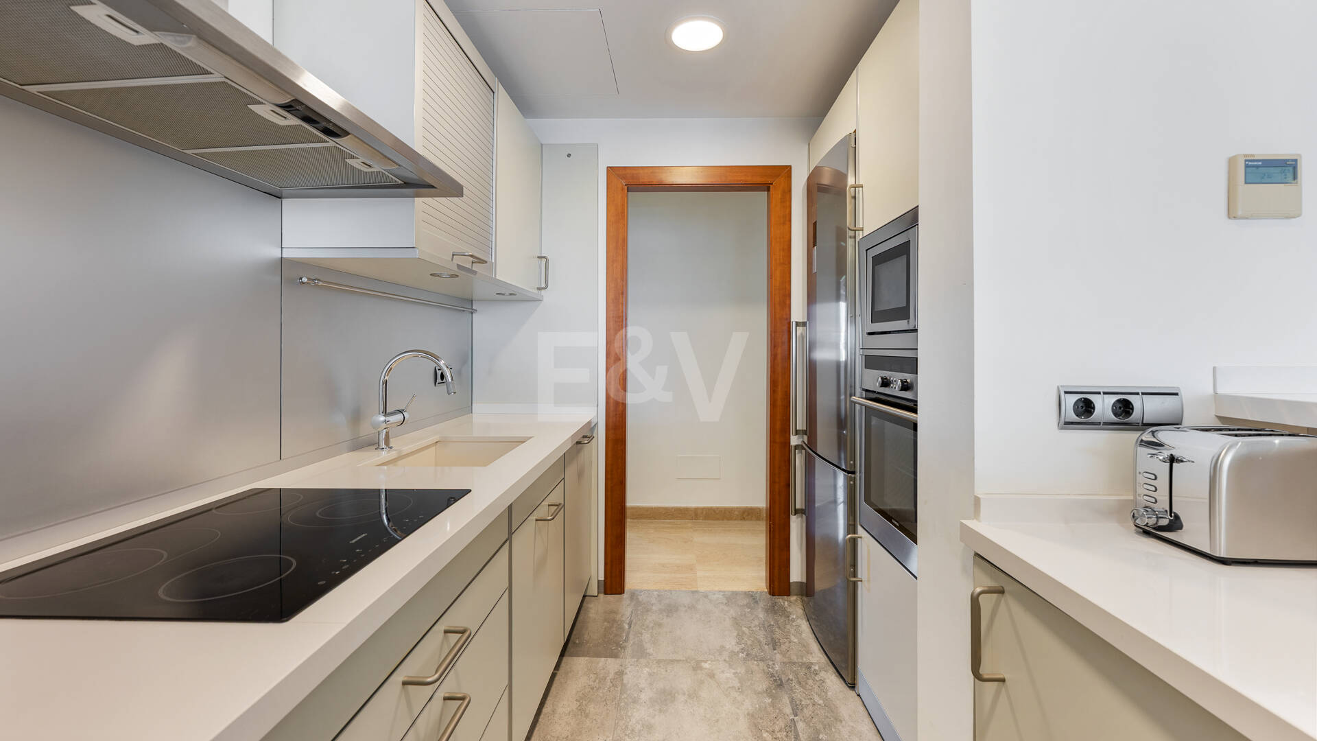 Appartement à louer en Marbella Golden Mile, Marbella (Toutes les zones)