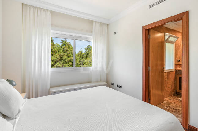 Appartement à louer en Marbella Golden Mile, Marbella (Toutes les zones)