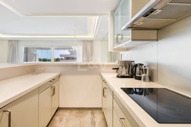 Appartement à louer en Marbella Golden Mile, Marbella (Toutes les zones)