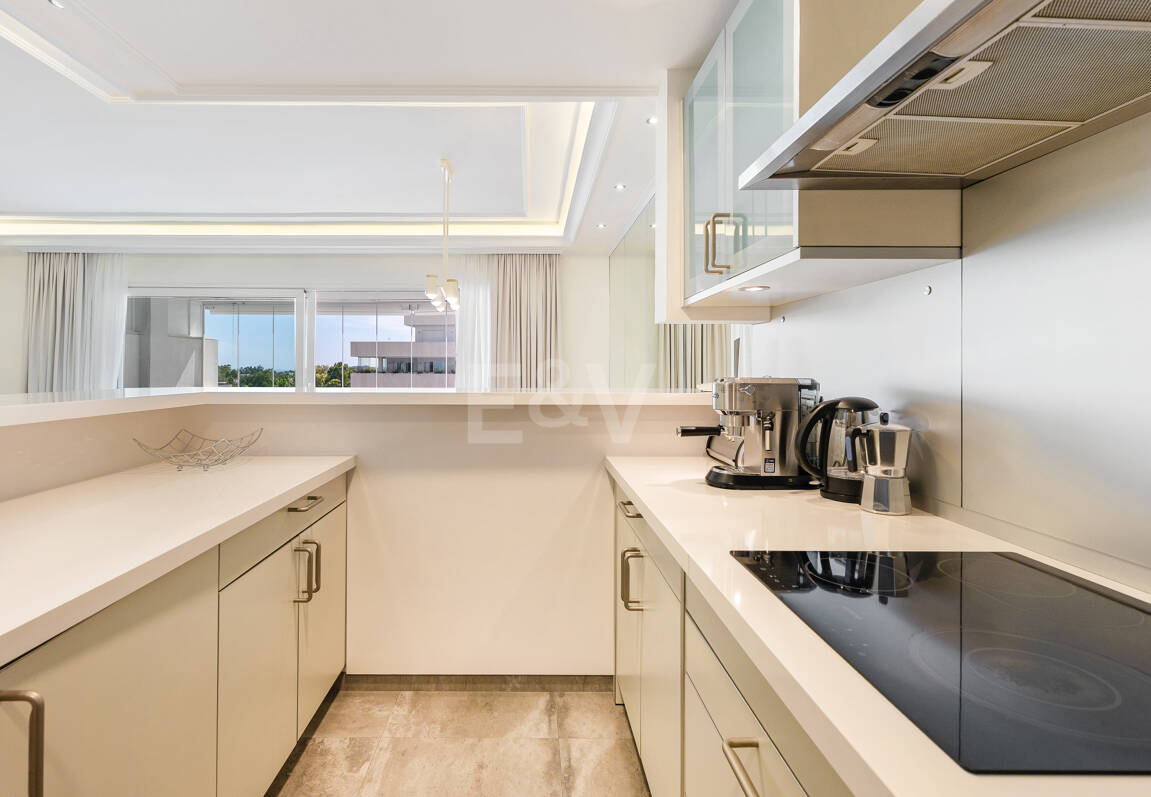 Appartement à louer en Marbella Golden Mile, Marbella (Toutes les zones)