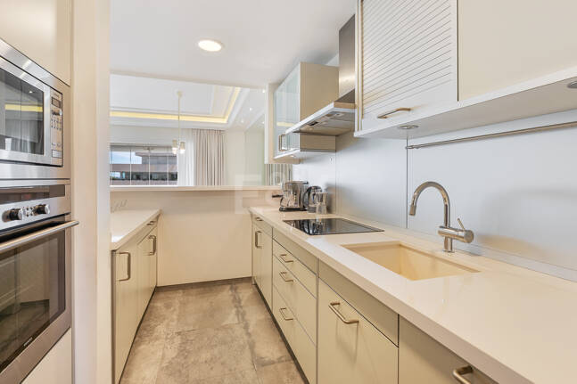 Appartement à louer en Marbella Golden Mile, Marbella (Toutes les zones)