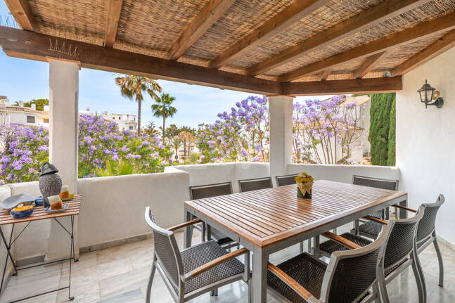 Penthouse mit 3 Schlafzimmern, Meerblick und direktem Zugang zum Strand