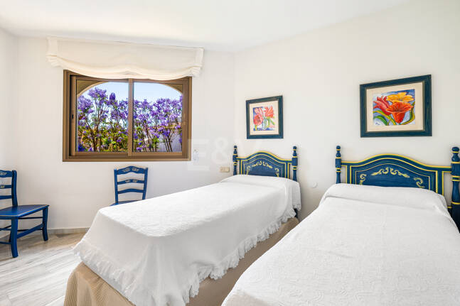 Penthouse mit 3 Schlafzimmern, Meerblick und direktem Zugang zum Strand