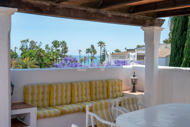 Penthouse mit 3 Schlafzimmern, Meerblick und direktem Zugang zum Strand