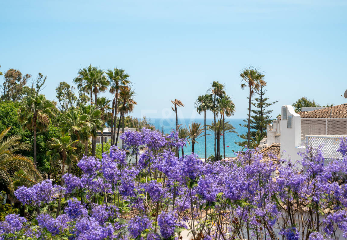 Penthouse mit 3 Schlafzimmern, Meerblick und direktem Zugang zum Strand