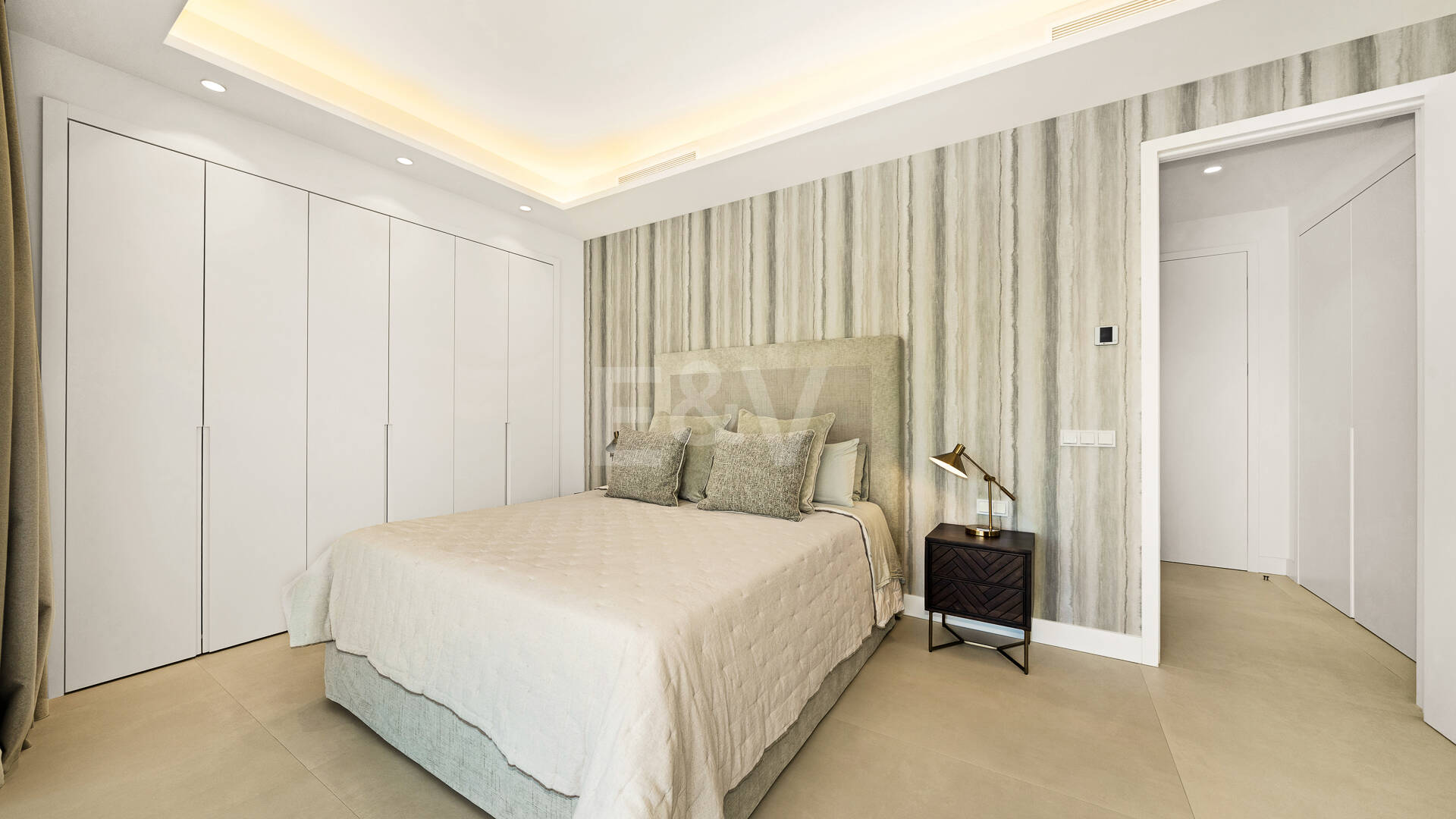 Luxury Living in Benalús – Marbella’s Most Exclusive Beachside Address