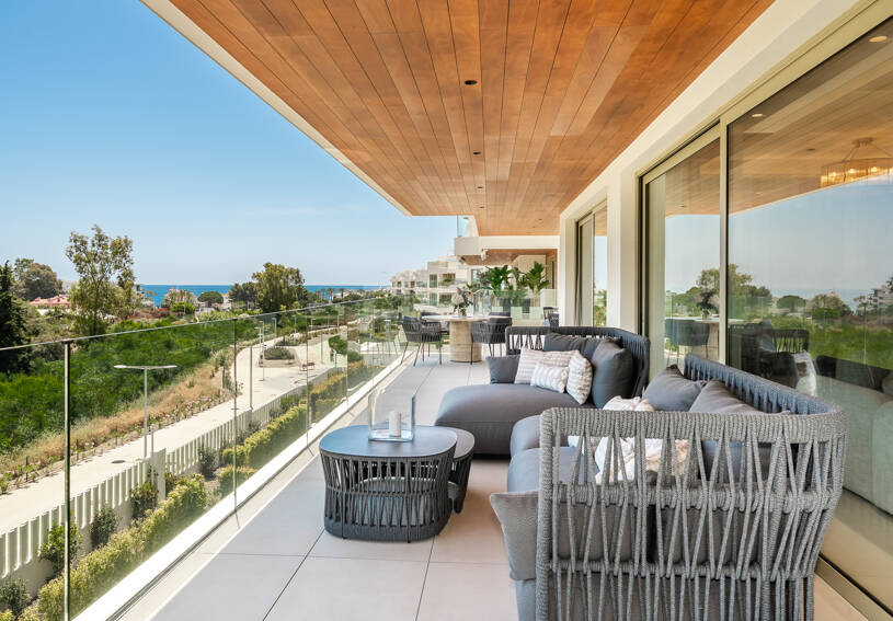 Luxury Living in Benalús – Marbella’s Most Exclusive Beachside Address