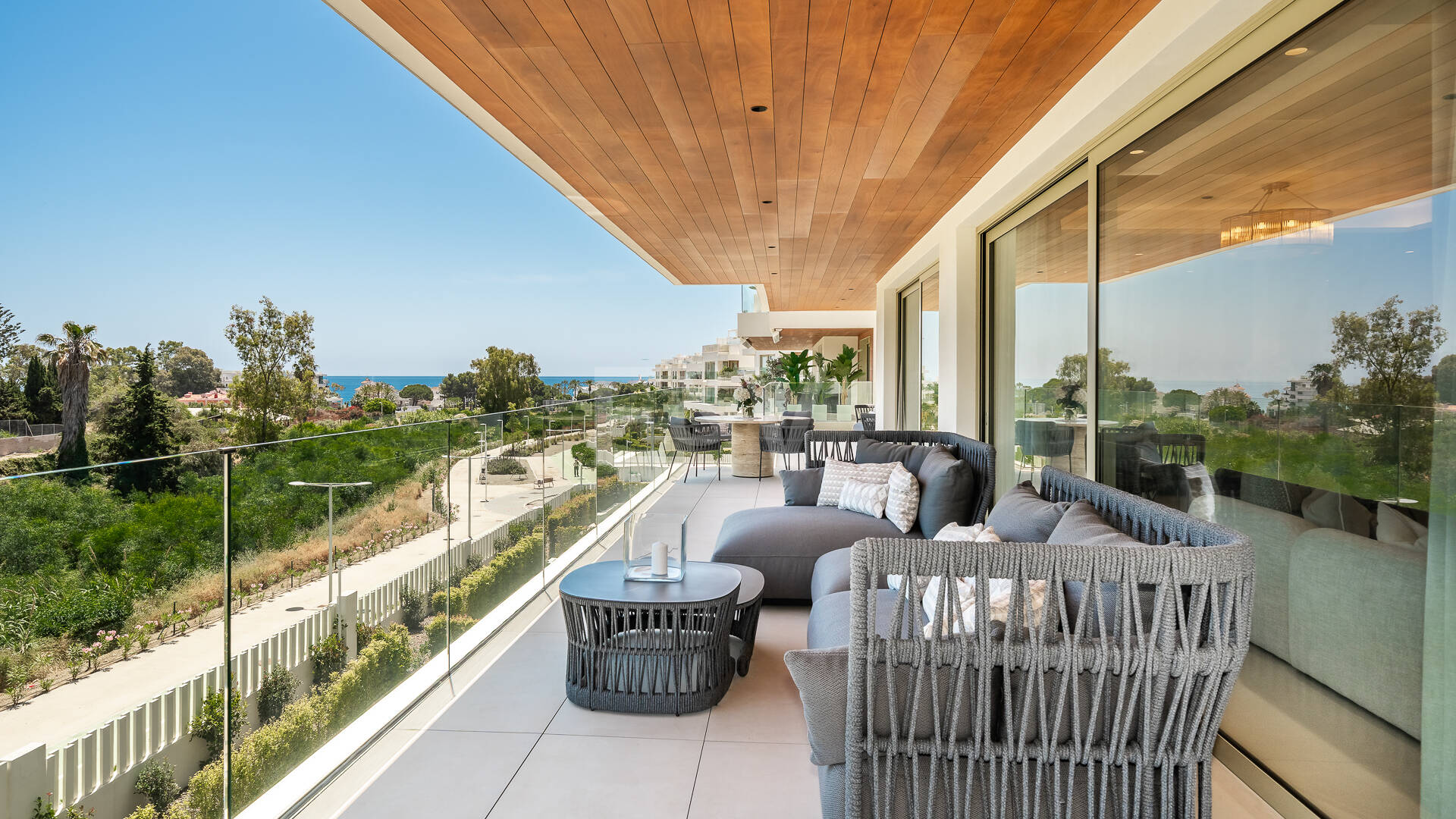 Luxury Living in Benalús – Marbella’s Most Exclusive Beachside Address