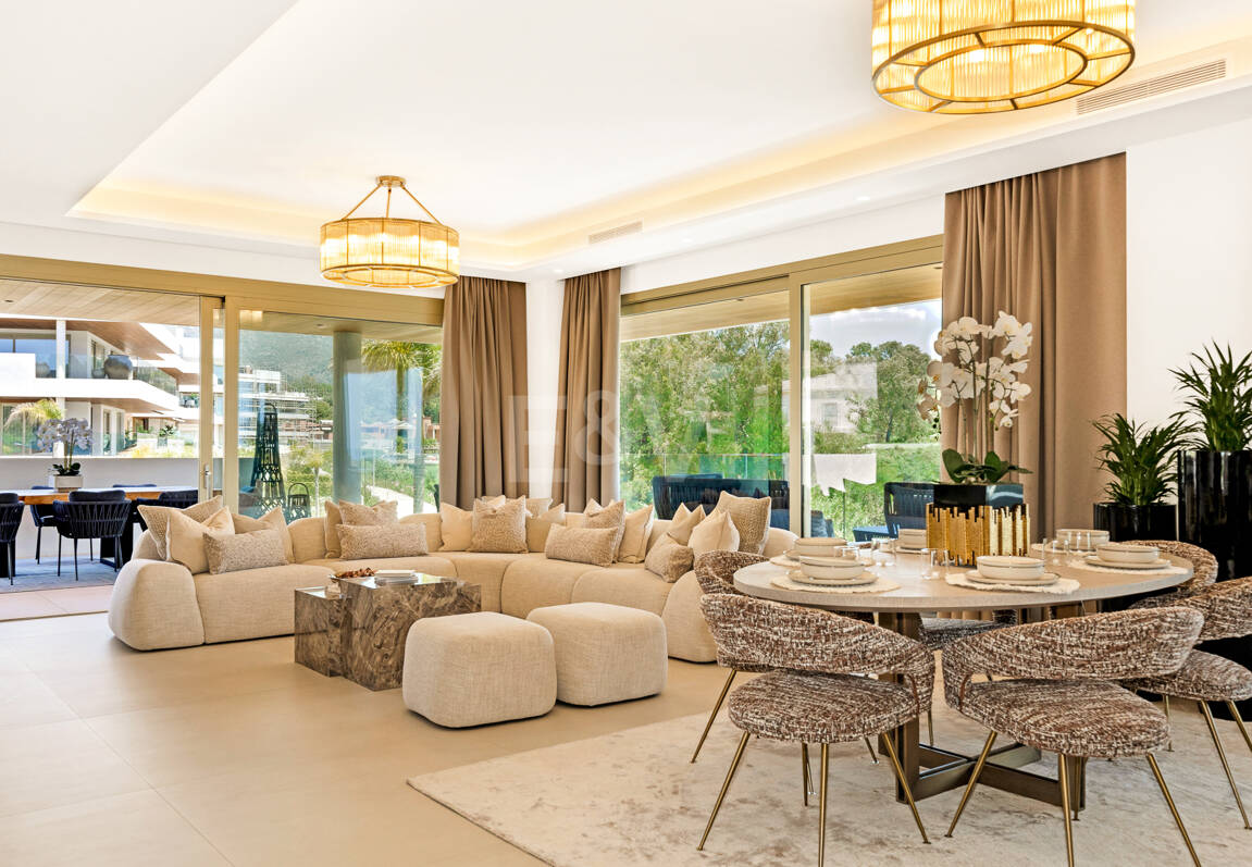 Luxury Living in Benalús – Marbella’s Most Exclusive Beachside Address