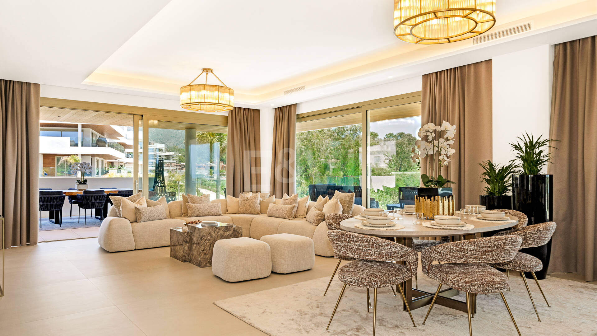 Luxury Living in Benalús – Marbella’s Most Exclusive Beachside Address