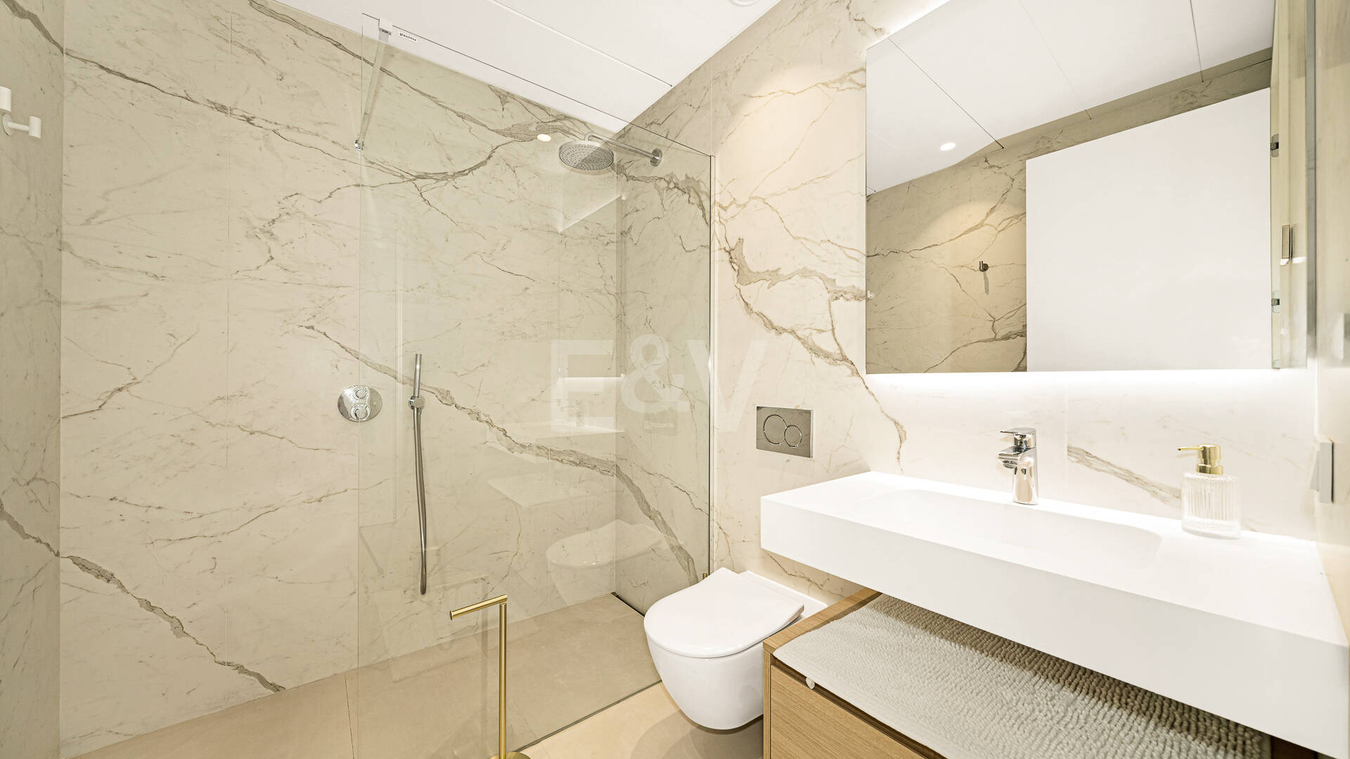 Luxury Living in Benalús – Marbella’s Most Exclusive Beachside Address