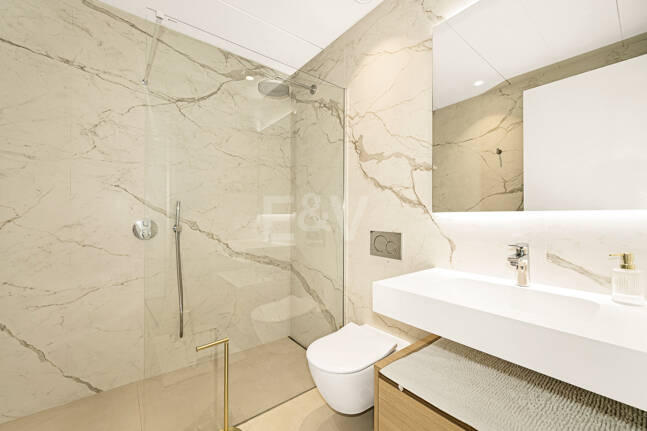 Luxury Living in Benalús – Marbella’s Most Exclusive Beachside Address