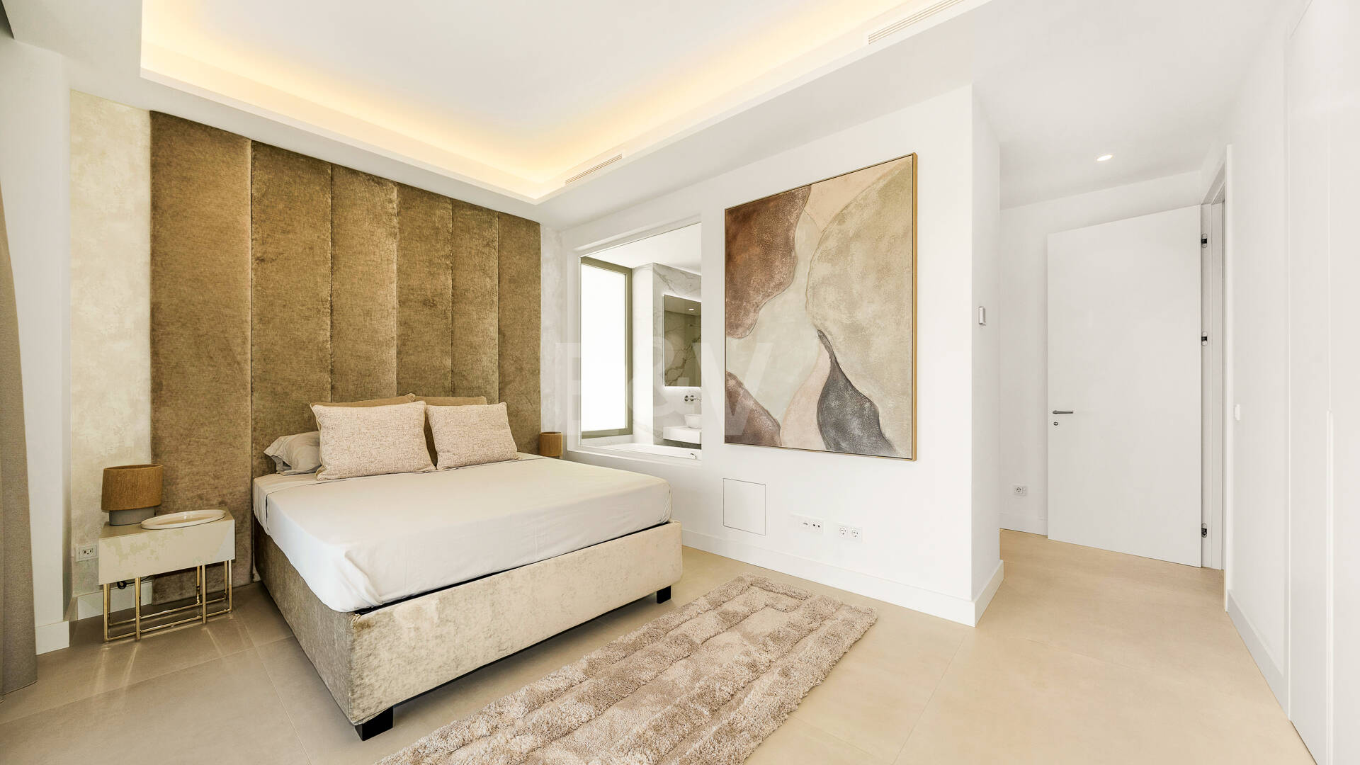 Luxury Living in Benalús – Marbella’s Most Exclusive Beachside Address