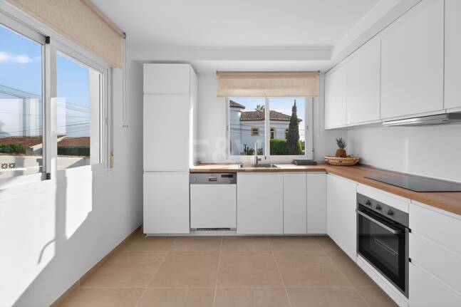 Beautifully Modernized Family Home within Walking Distance of the Area's Best Beaches
