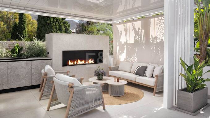 Magnifiquement modernisé duplex Penthouse avec terrasse sur le toit de Marbella Golden Mile