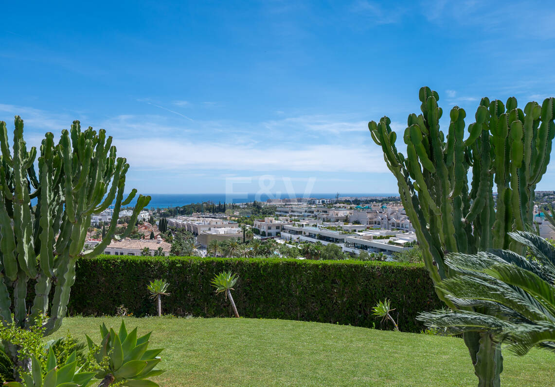 Geräumige Wohnung verfügbar | Langzeitmiete in Las Lomas del Marbella Club