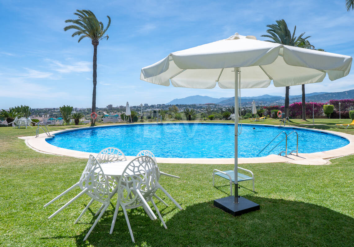Geräumige Wohnung verfügbar | Langzeitmiete in Las Lomas del Marbella Club