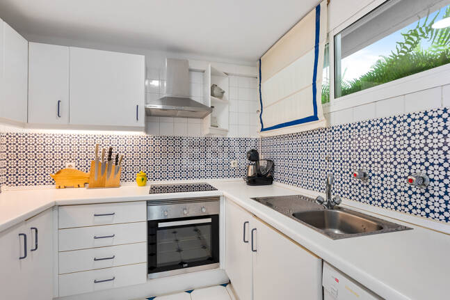 Appartement à louer en Marbella Golden Mile, Marbella (Toutes les zones)