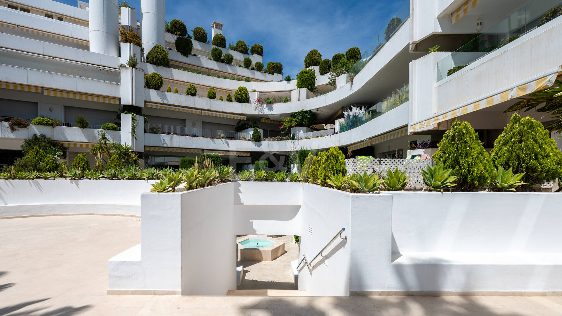 Appartement à louer en Marbella Golden Mile, Marbella (Toutes les zones)