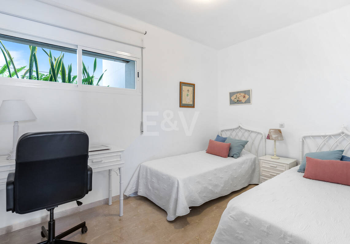 Geräumige Wohnung verfügbar | Langzeitmiete in Las Lomas del Marbella Club